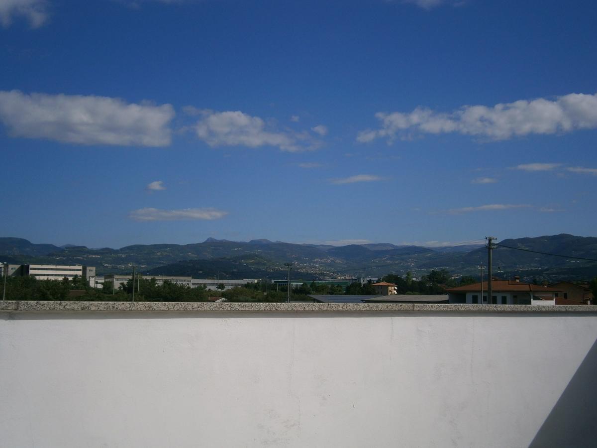 Appartamenti Sapori Di Campagna Pescantina Exterior foto